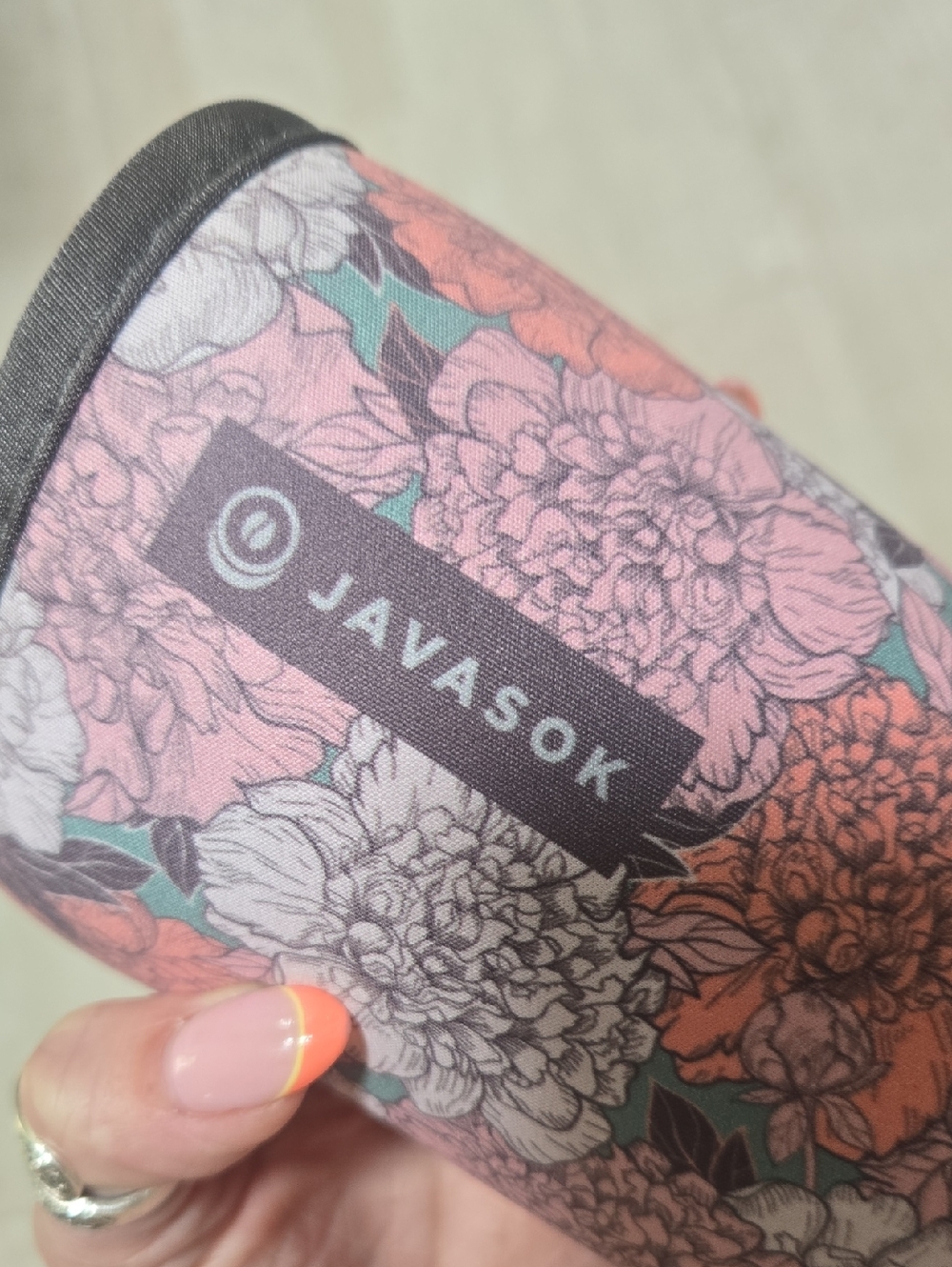Javasok Floral 22-28 Ounce Soft Reusable Insulated Cold Cup Sleeve - Picture 2 of 5